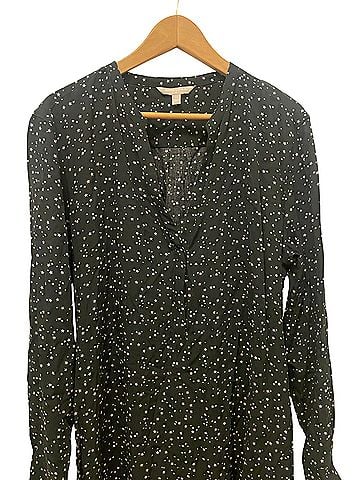 Banana Republic Casual Dress (view 2)