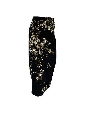 Givenchy Givenchy Knee-Length Floral Print Skirt in Black Viscose (view 2)