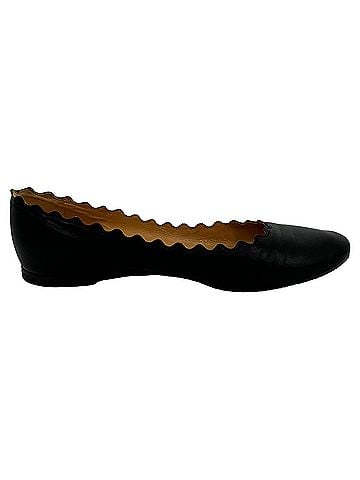 Chloé Chloé Lauren Scalloped Ballet Flats in Black Calf Leather (view 1)