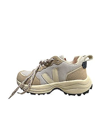 VEJA Sneakers (view 1)