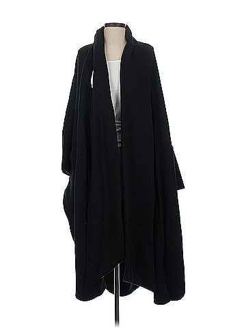 FP BEACH RARE FREE PEOPLE FP BEACH IN FLIGHT PONCHO Fp Beach Coat (view 1)