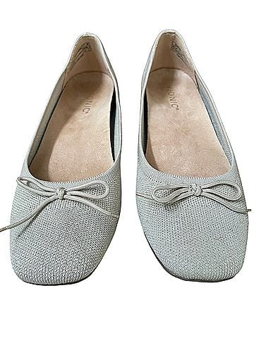 Vionic Flats (view 1)