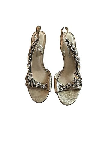 Vera Wang Heels (view 1)