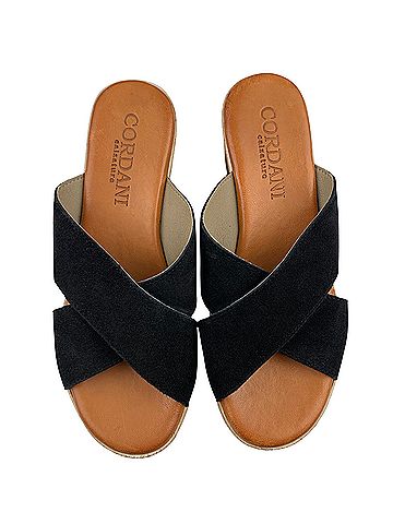 Cordani Bella Wedges (view 2)