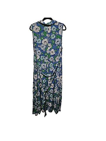 Croft & Barrow Casual Dress (view 2)