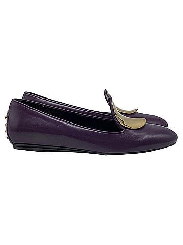 Tod's Tod's Decorative Plate Accent Ballet Flats in Violet Leather (view 1)