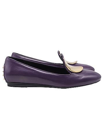 Tod's Tod's Decorative Plate Accent Ballet Flats in Violet Leather (view 2)