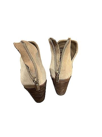 Vince Camuto BIBESTIE Ankle Boots (view 2)