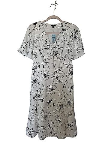 Ann Taylor Casual Dress (view 1)