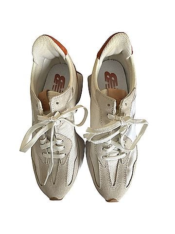 New Balance 327 Sneakers (view 1)
