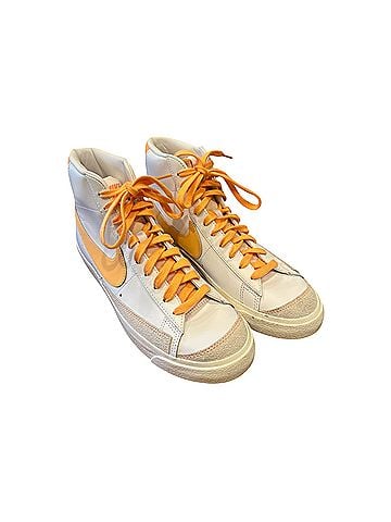 Nike Nike Sneakers (view 2)