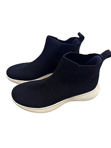 Vivaia Round-Toe Slip-On Sneaker Boots Sneakers (view 1)