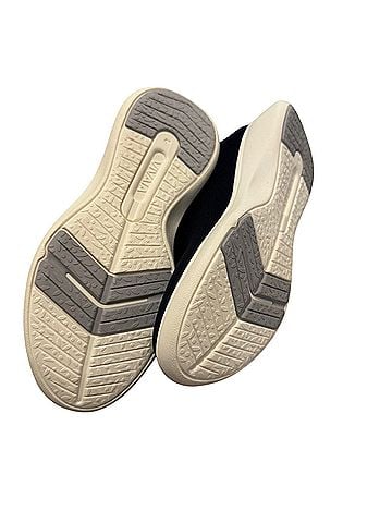 Vivaia Round-Toe Slip-On Sneaker Boots Sneakers (view 2)