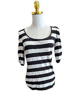 White House Black Market 3/4 Sleeve Blouse (view 1)