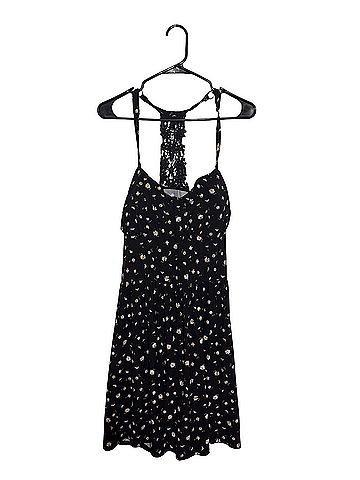 No Boundaries Casual Dress (view 1)