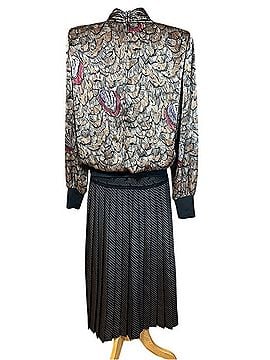 Donna Morgan Casual Dress (view 2)