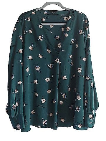 Banana Republic Long Sleeve Blouse (view 1)