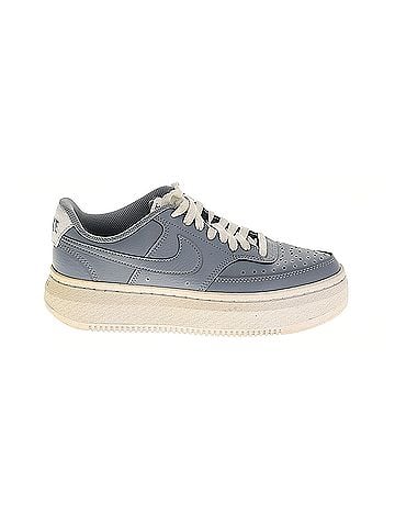 Nike Nike Sneakers (view 1)