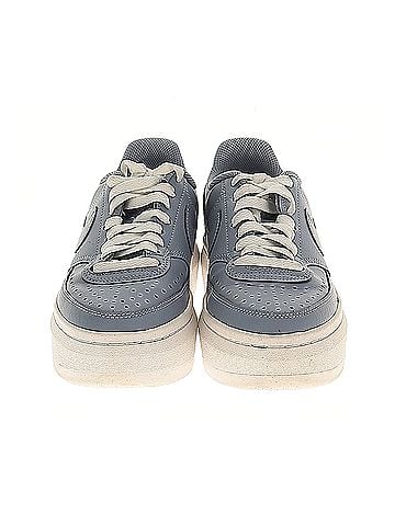 Nike Nike Sneakers (view 2)
