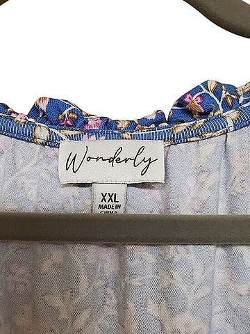 wonderly Long Sleeve T-Shirt (view 2)