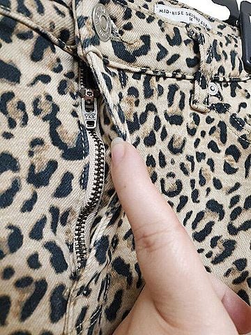wonderly Mid Rise Skinny Ankle Jeggings (view 2)