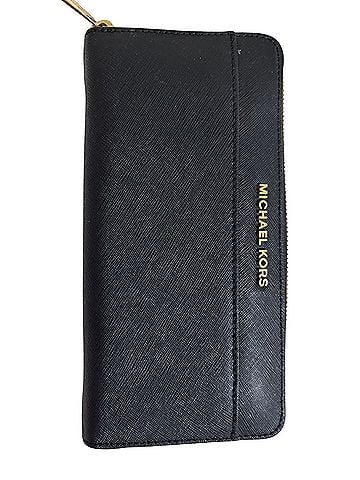 Michael Kors Michaels Kors Wallet (view 1)