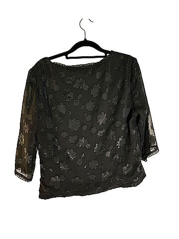 No Boundaries 3/4 Sleeve Blouse (view 2)