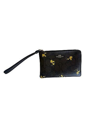 Coach Corner Zip Wristlet Wristlet (view 2)