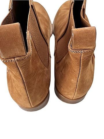 Jenni Kayne Chelsea Boots (view 2)
