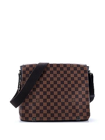 Louis Vuitton District NM Messenger Bag Damier MM (view 1)