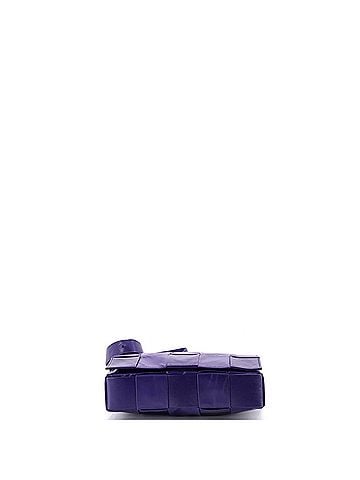 Bottega Veneta Cassette Crossbody Bag Maxi Intrecciato Leather Small (view 2)