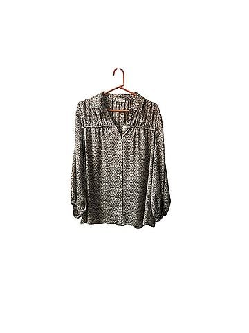 Max Studio Crepe Pleated Boho Blouse Long Sleeve T-Shirt (view 1)