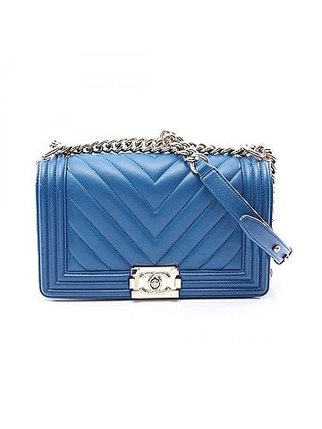 Chanel Chanel Boy Chevron V-stitch Shoulder Bag/Handbag, Lambskin Leather, Women's, Blue, A67086 (view 1)