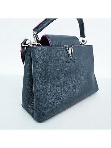Louis Vuitton Louis Vuitton Capucines MM handbag, Taurillon leather, M42259, black, 2-way bag for women, OP018474 (view 2)