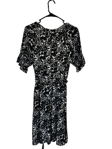 Gap Casual Dress (view 2)