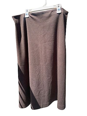 Uniqlo Casual Skirt (view 2)