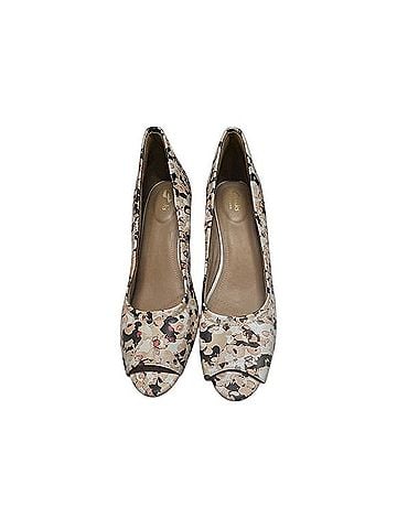 Clarks Heels (view 1)
