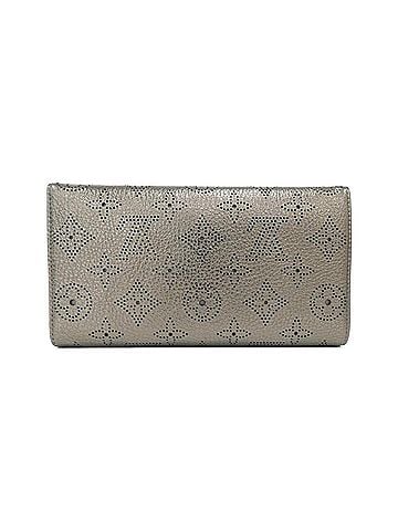Louis Vuitton Louis Vuitton Mahina Portefeuille Amelia M95716 Wallet (view 2)