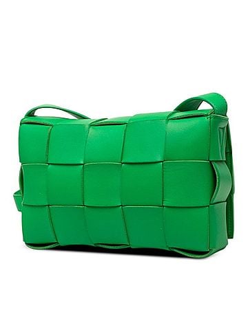 Bottega Veneta Bottega Veneta Maxi Intrecciato Cassette Crossbody Shoulder Bag, Green Leather, Women's BOTTEGAVENETA (view 2)