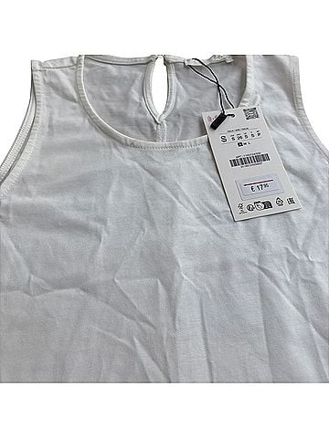 Zara Sleeveless Blouse (view 2)