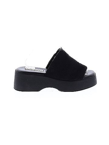 Steve Madden Steve Madden Sandals (view 1)