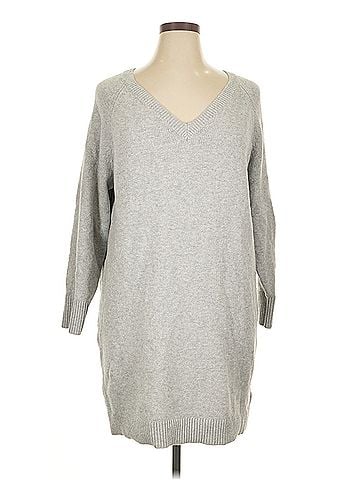 Old Navy Old Navy Casual Dress (view 1)