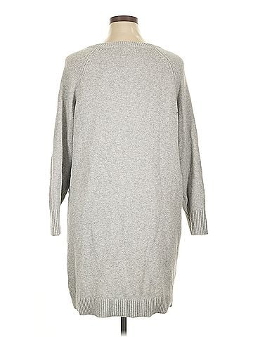 Old Navy Old Navy Casual Dress (view 2)