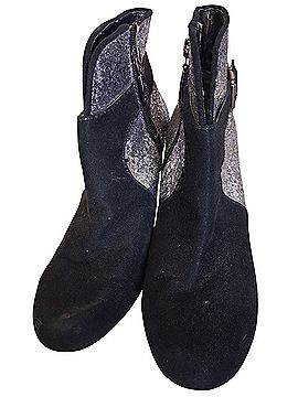 Guess Boots (view 1)