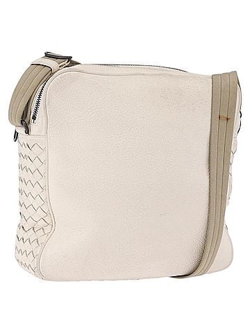 Bottega Veneta Intrecciato Shoulder Leather White Leather Shoulder Bag Bag (view 1)