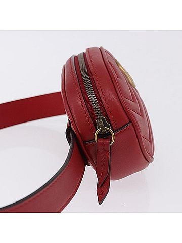 Gucci Gg Marmont Belt Matelasse Leather Red Leather Handbag (view 2)