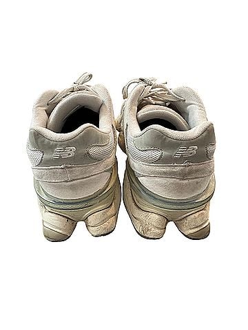 New Balance 9060 Sneakers (view 2)