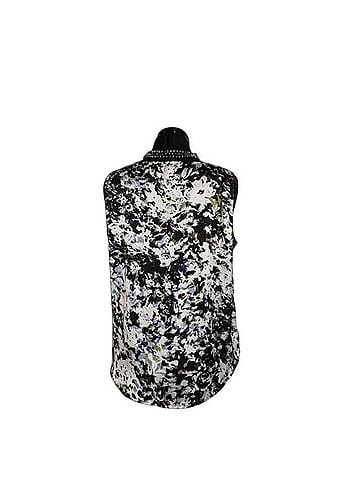 Nine West Sleeveless Abstract Floral Blouse Sleeveless T-Shirt (view 2)