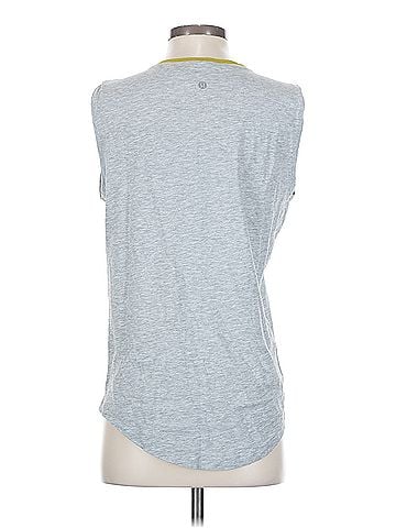 Lululemon Athletica Lululemon Athletica Short Sleeve Top (view 2)