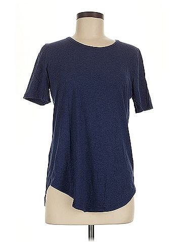 Lululemon Athletica Lululemon Athletica Short Sleeve T Shirt (view 1)